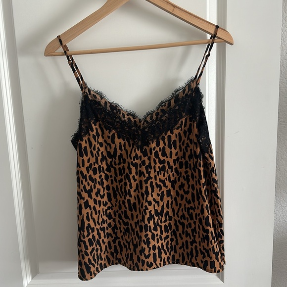 BP. Nordstrom brand leopard print top! Good condition. Size medium - Picture 2 of 4